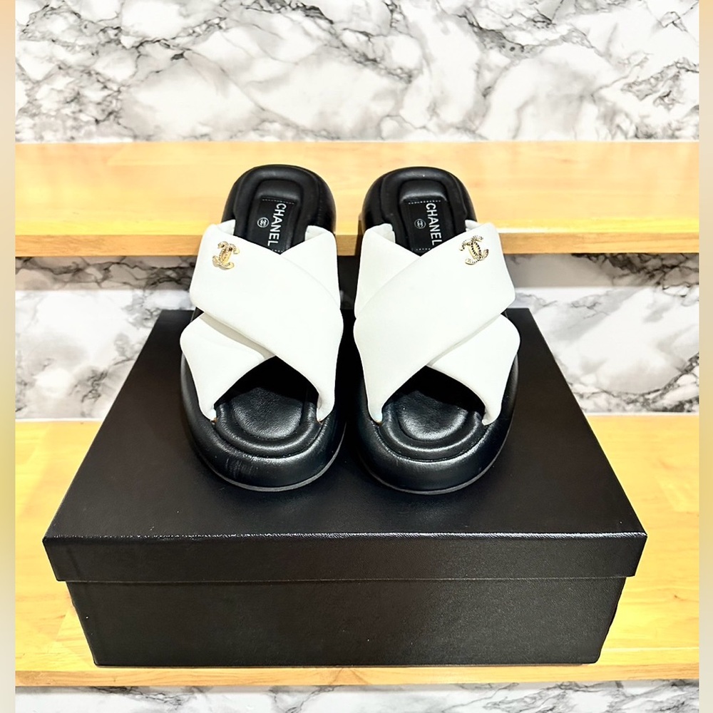 CHANEL Black & White Crisscross Slide Sandals with Gold CC Accents